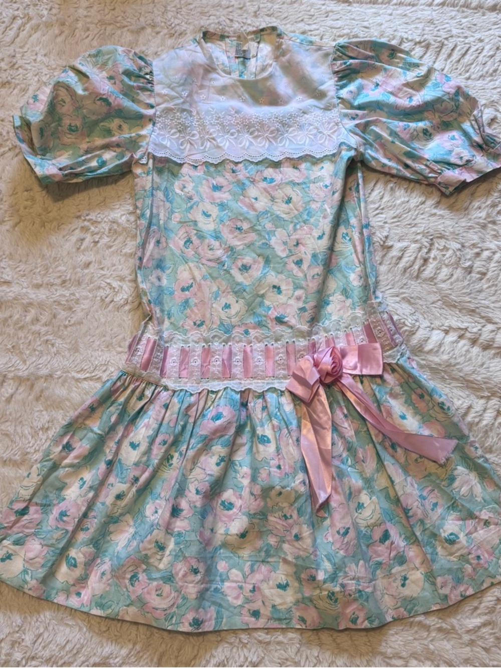 Vintage Peaches n Cream Floral Cottagecore Dress Girls 8 USA Puff Sleeve lace